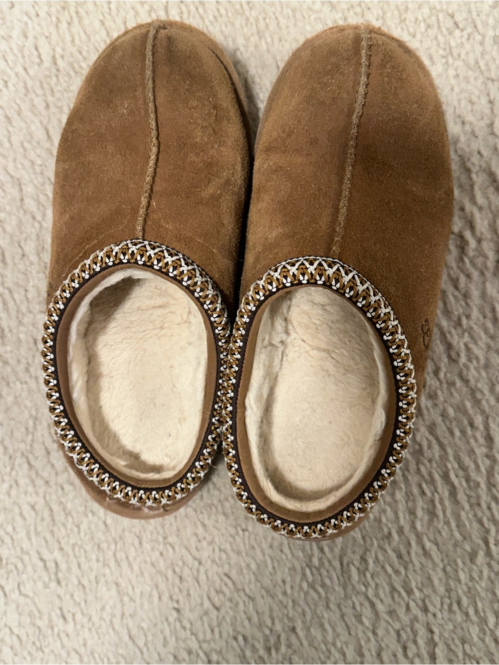 UGG Kids Chestnut Suede Slip-On Slippers with Shearling Trim